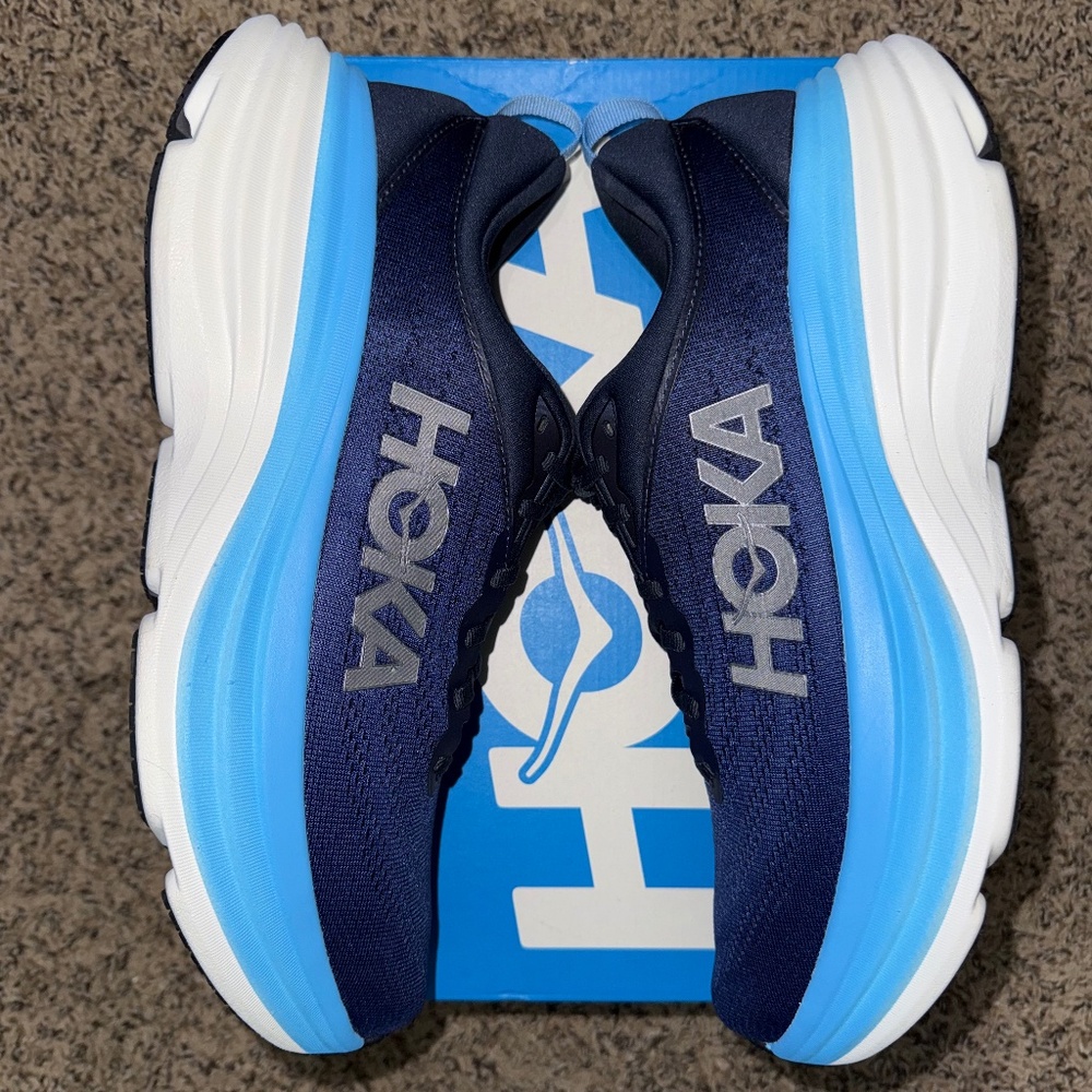 HOKA BONDI 8